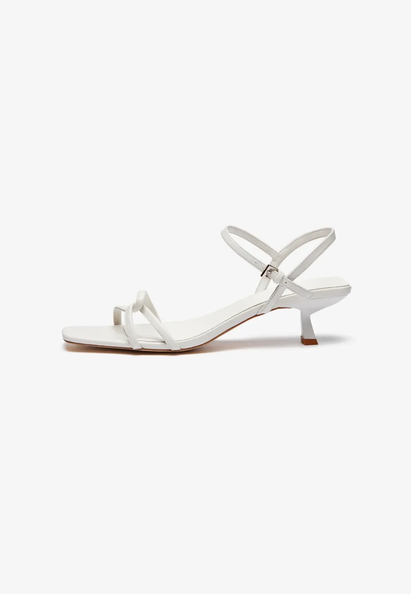 Riemensandalette - off white