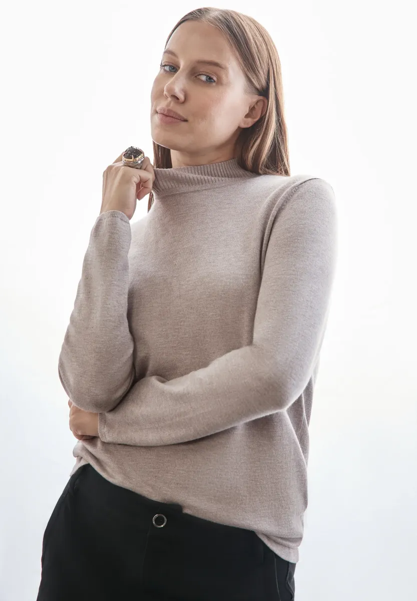 ROLLKRAGEN - Strickpullover - beige