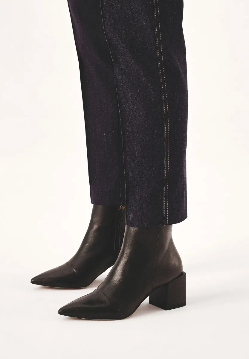 ROWAN - Stiefelette - black