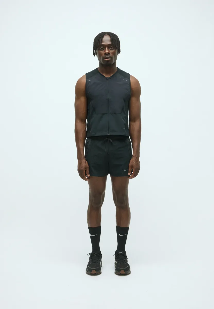 RUN PINNACLE UTILITY VEST - Weste - black