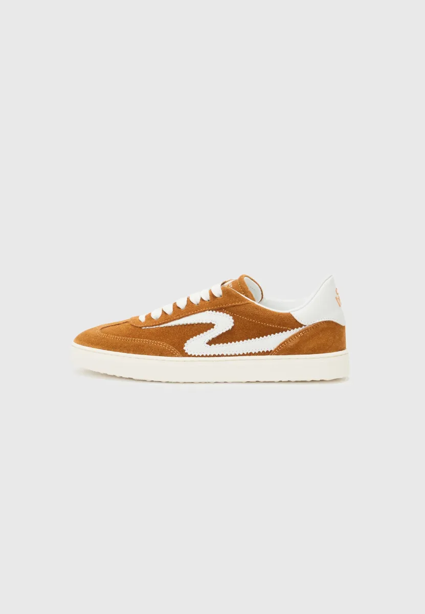 RUNAROUND  - Sneaker low - hazel/white