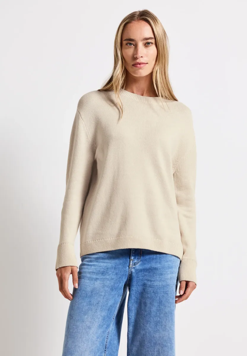 RUNDHALS - Strickpullover - beige