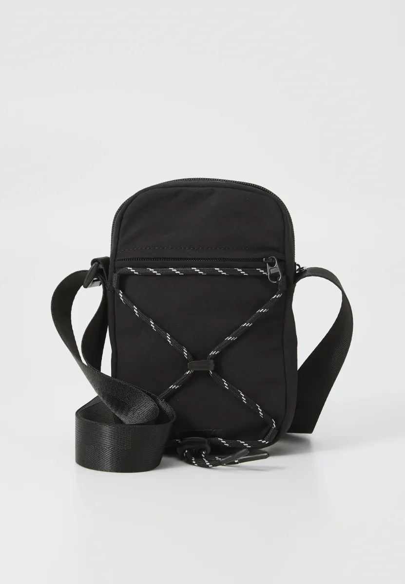 S24968 UNISEX - Umhängetasche - black