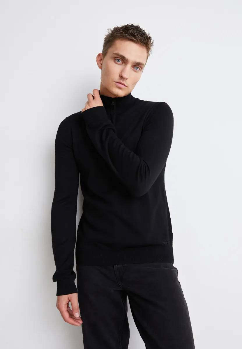 SAN QUIRIN - Strickpullover - black