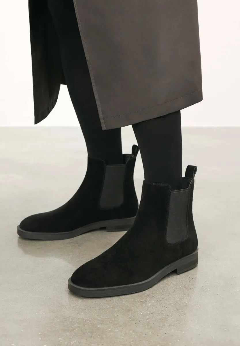 SARINA - Stiefelette - black