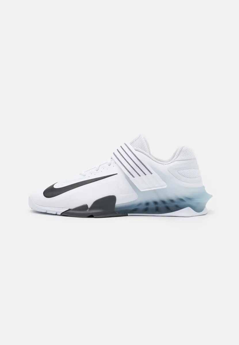 SAVALEOS - Trainingsschuh - white/black/iron grey/laser orange