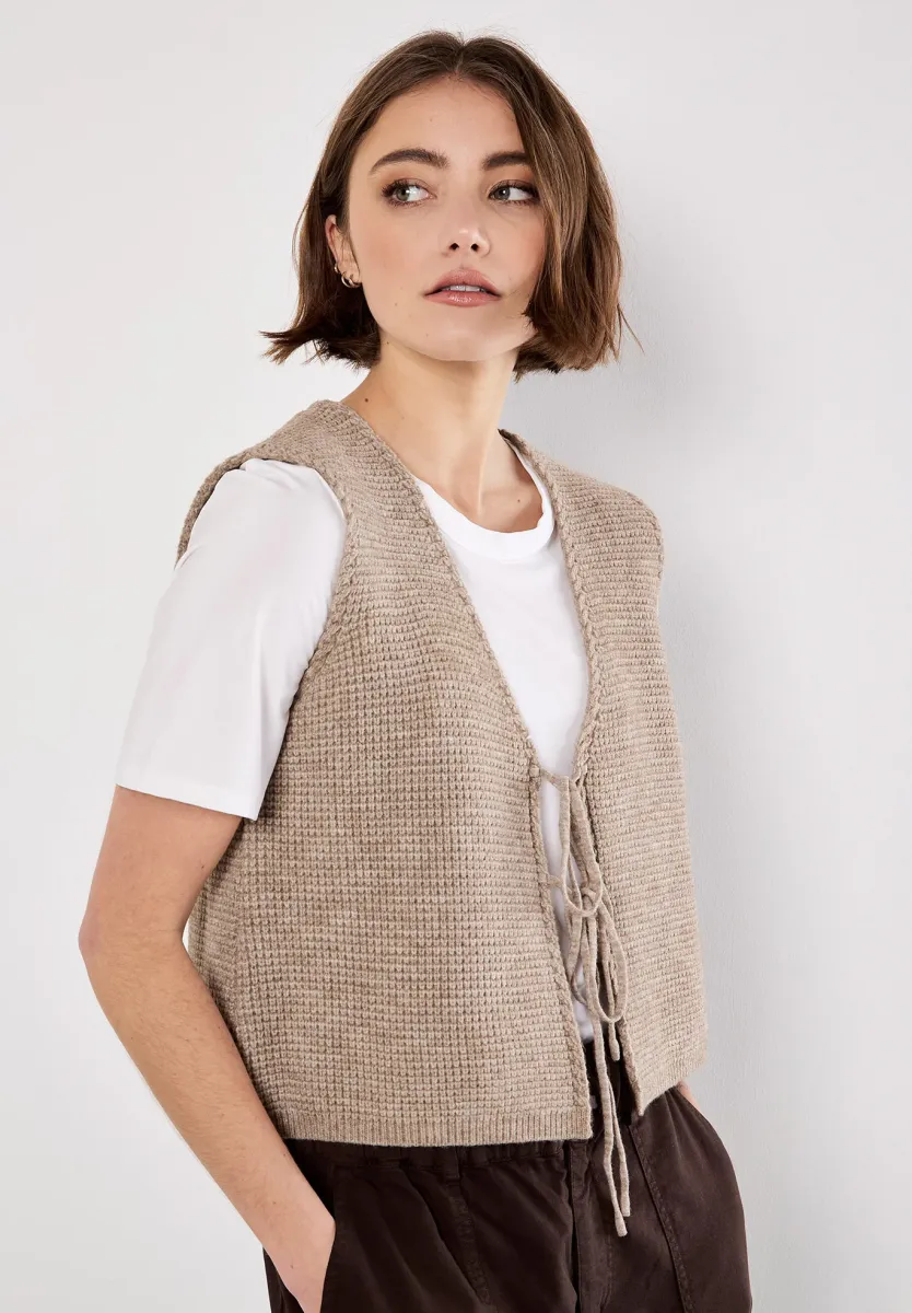 SCALLOP EDGE WAFFLE - Strickjacke - brown