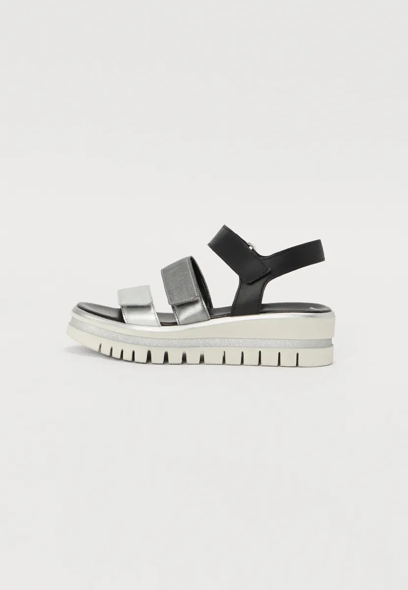 Schaftsandale - silver/stone/black