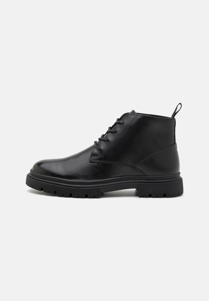 Schnürstiefelette - black