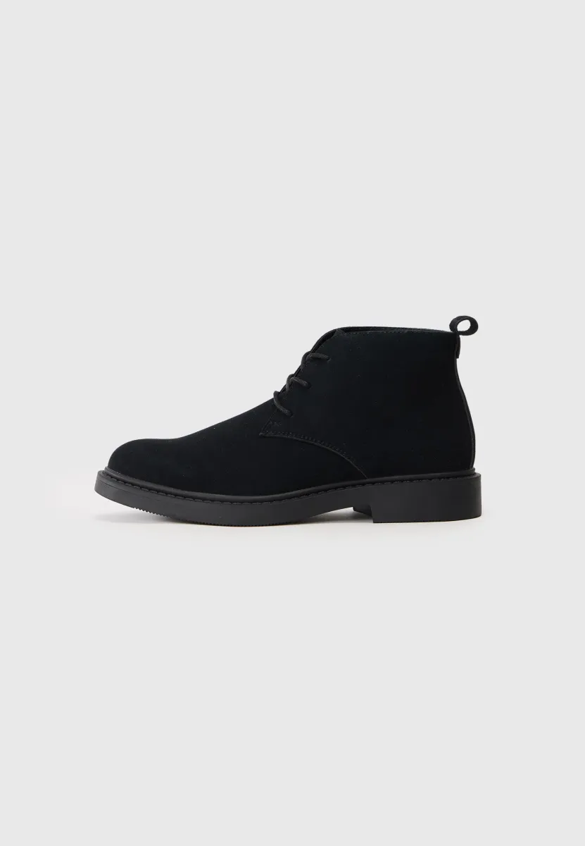 Schnürstiefelette - black