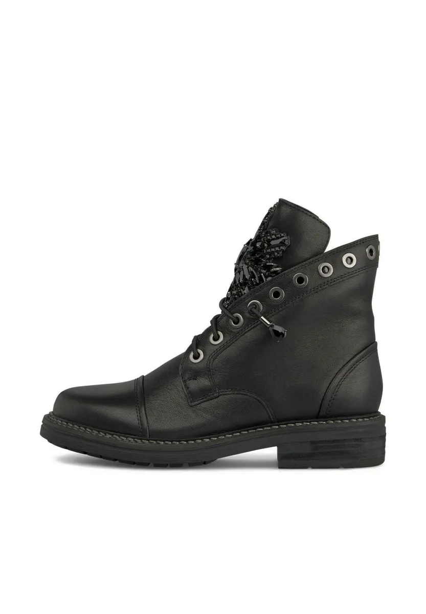 Schnürstiefelette - black