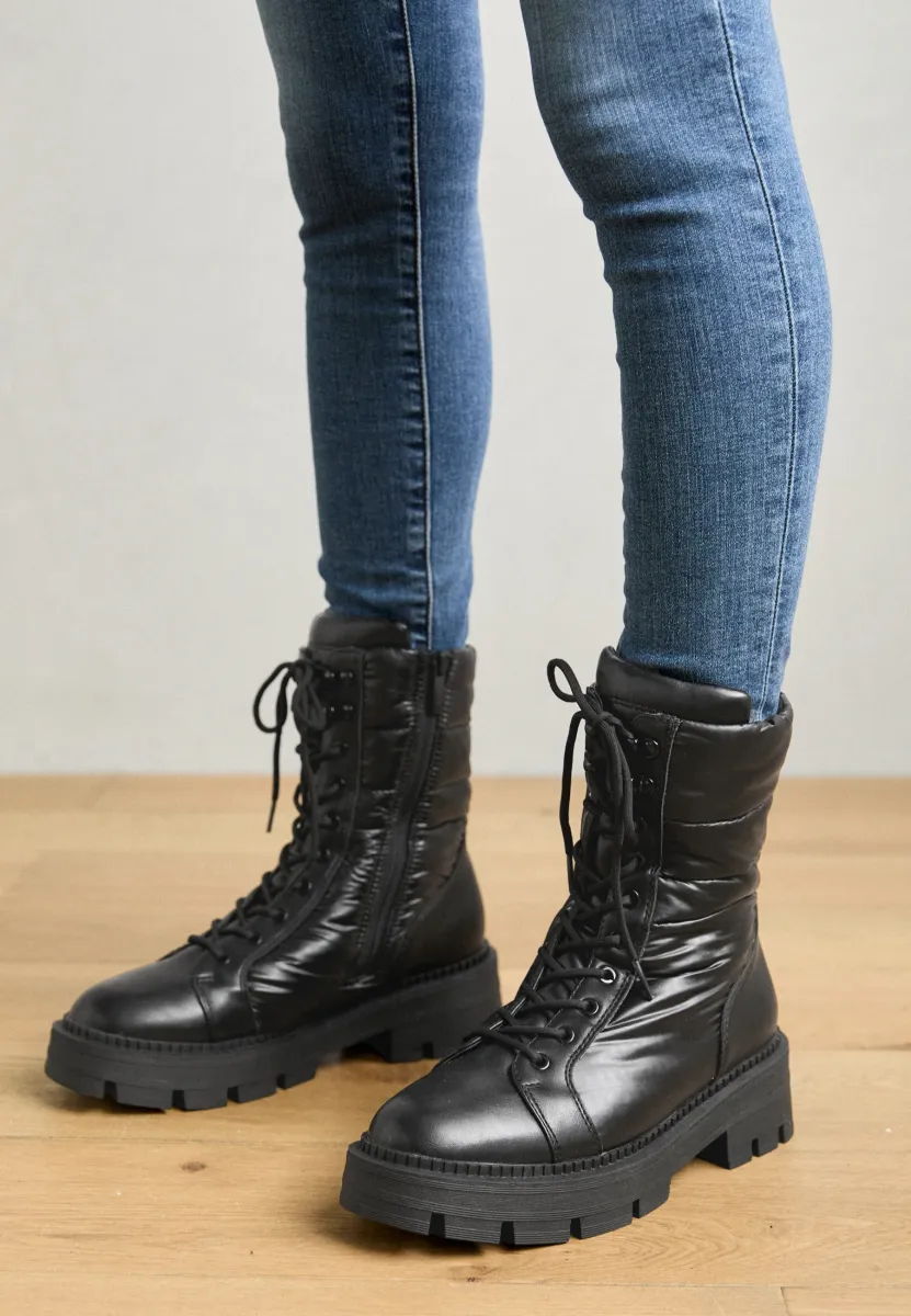 Schnürstiefelette - black