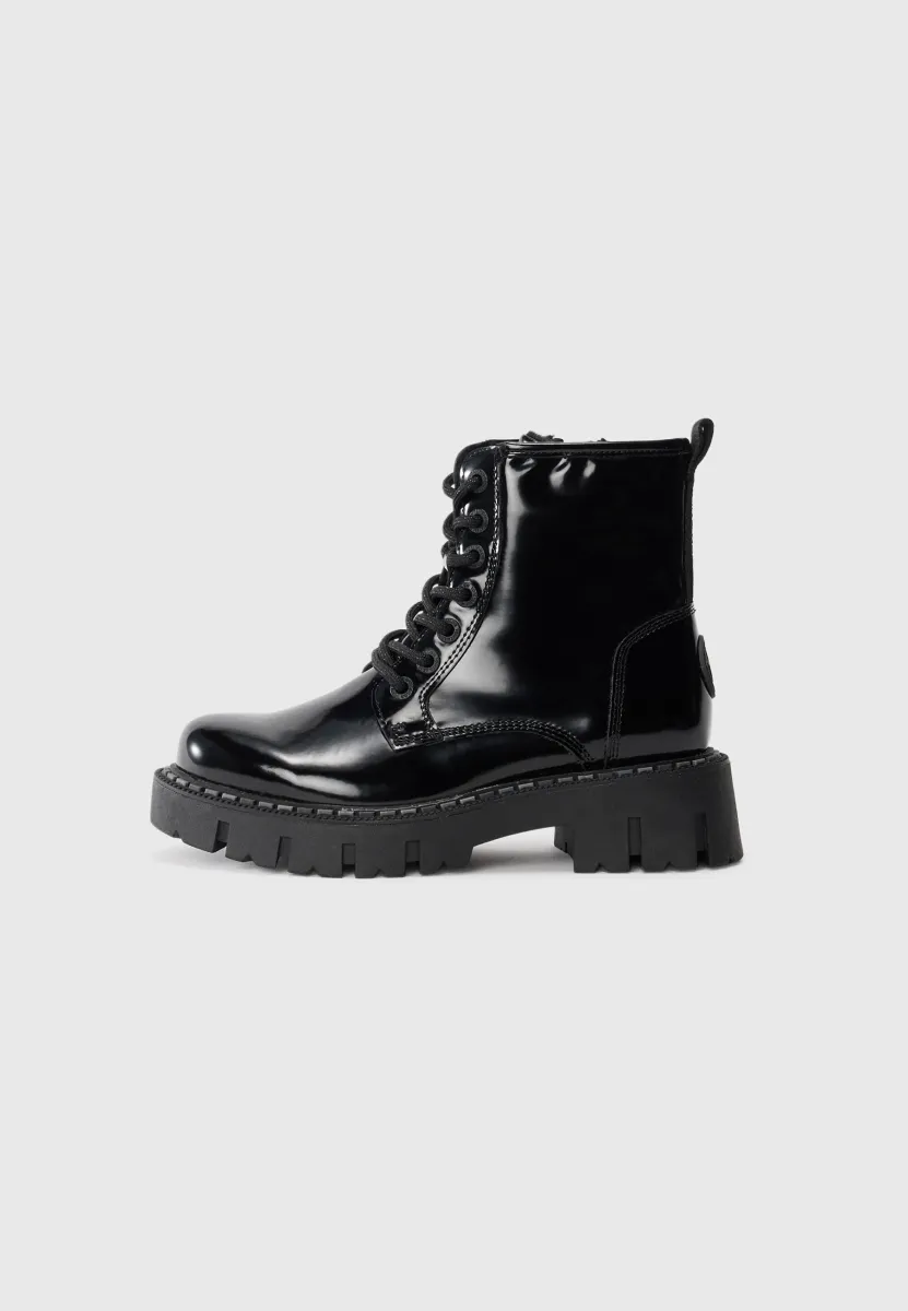 Schnürstiefelette - black