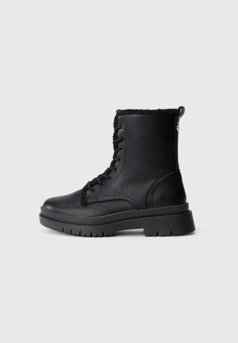 Schnürstiefelette - black
