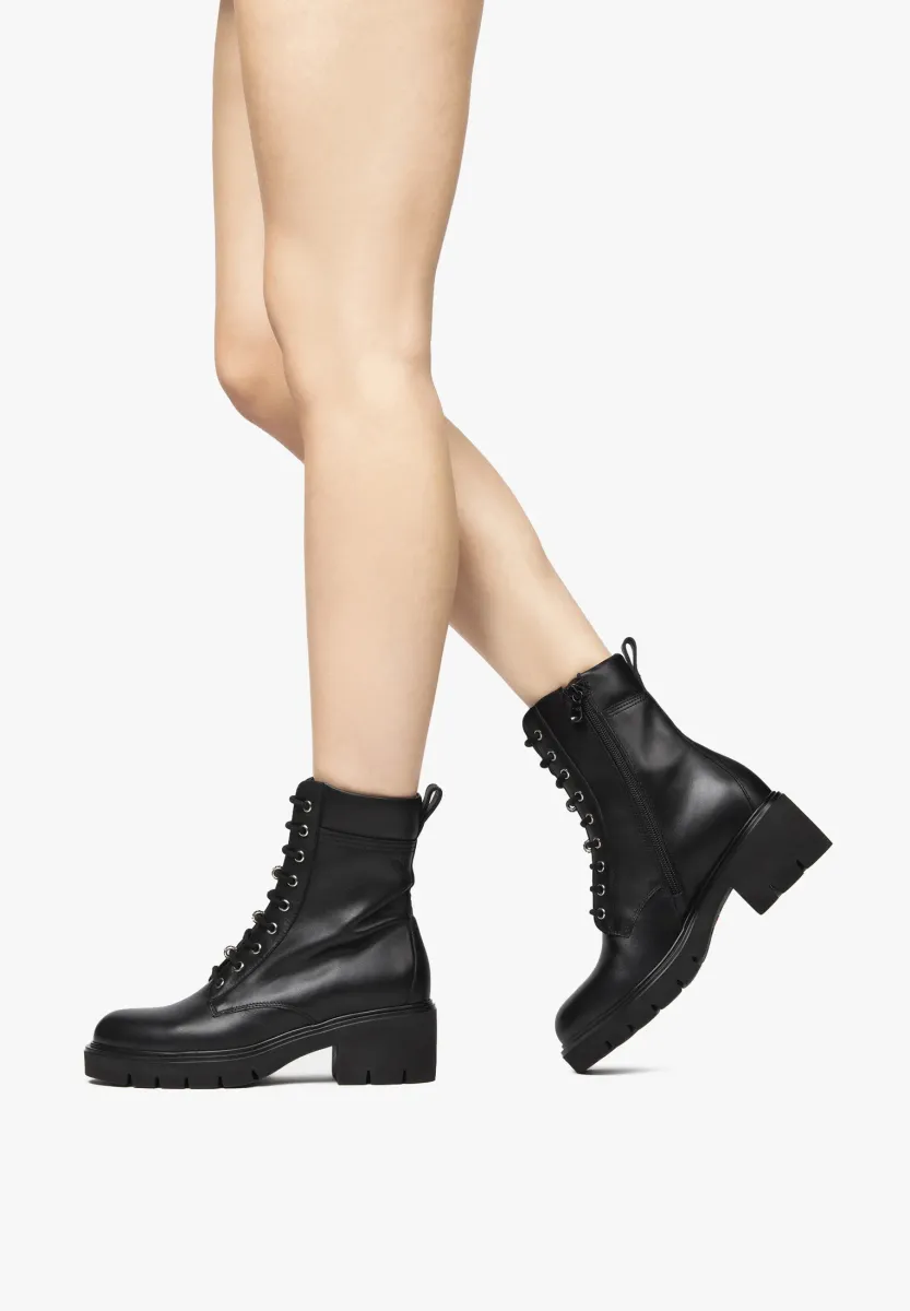 Schnürstiefelette - nero
