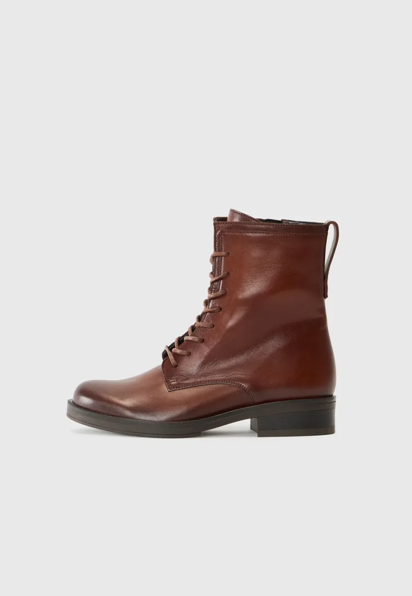 Schnürstiefelette - sattel