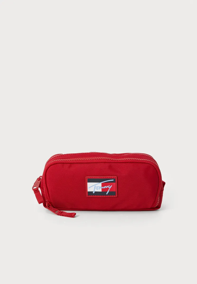 SCRIPT FLAG PENCIL CASE UNISEX - Federmäppchen - medium red