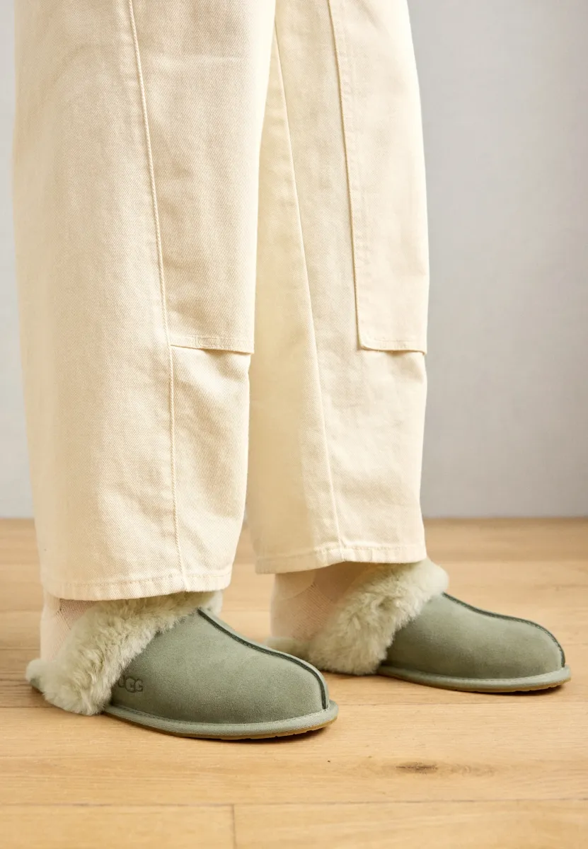 SCUFFETTE II - Hausschuh - moss green/muted brass