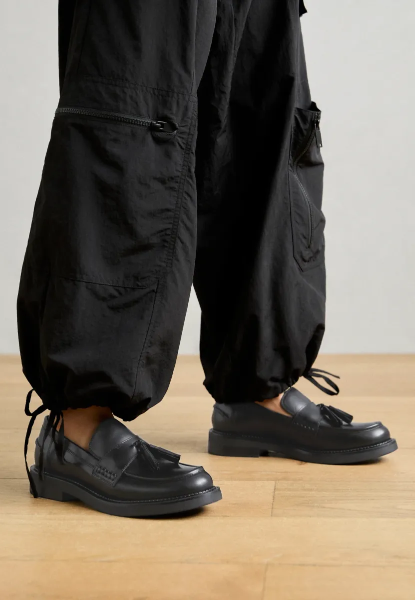 SERILDA - Slipper - black