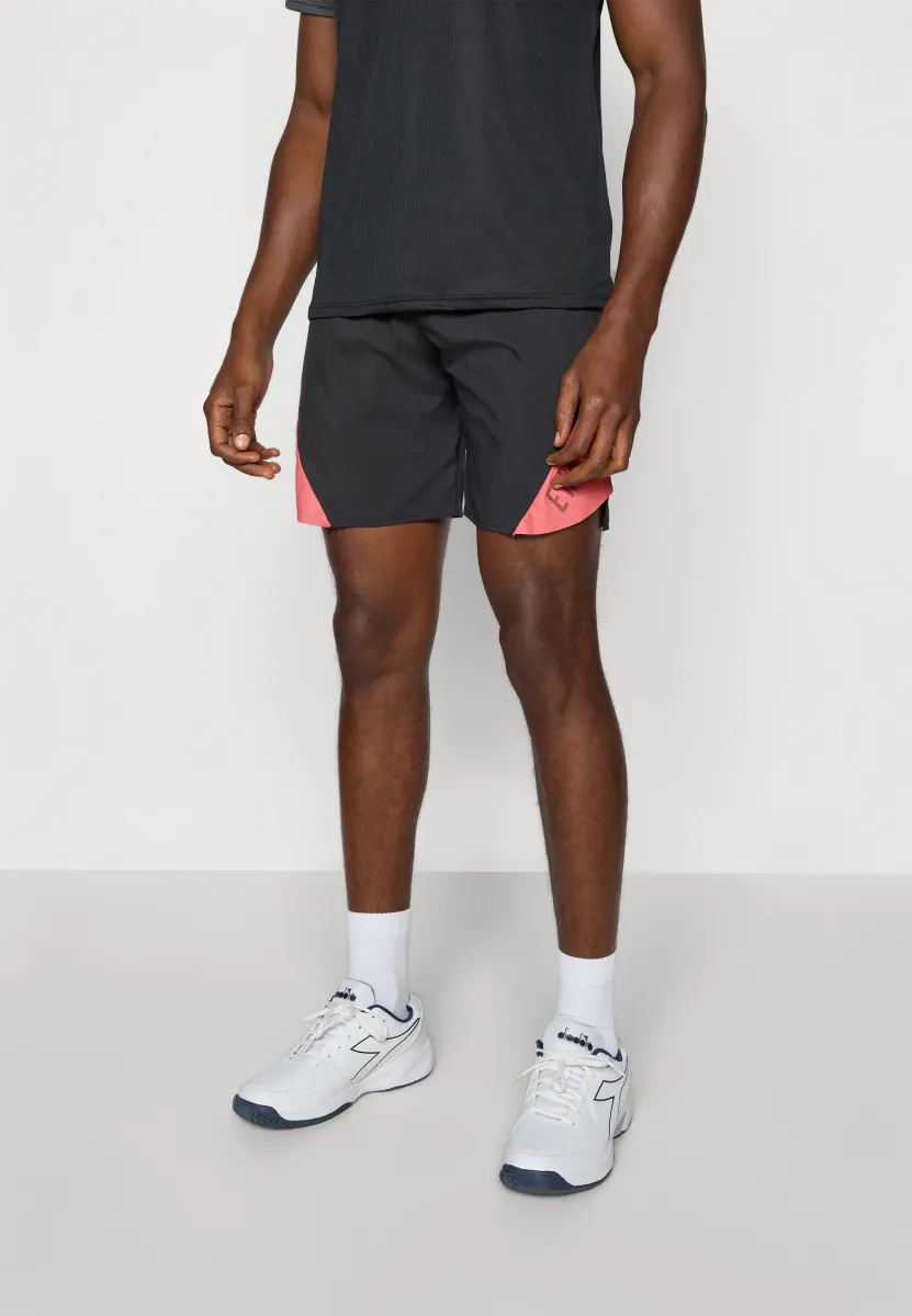 SHORT PHOENIX - Kurze Sporthose - black/auburn
