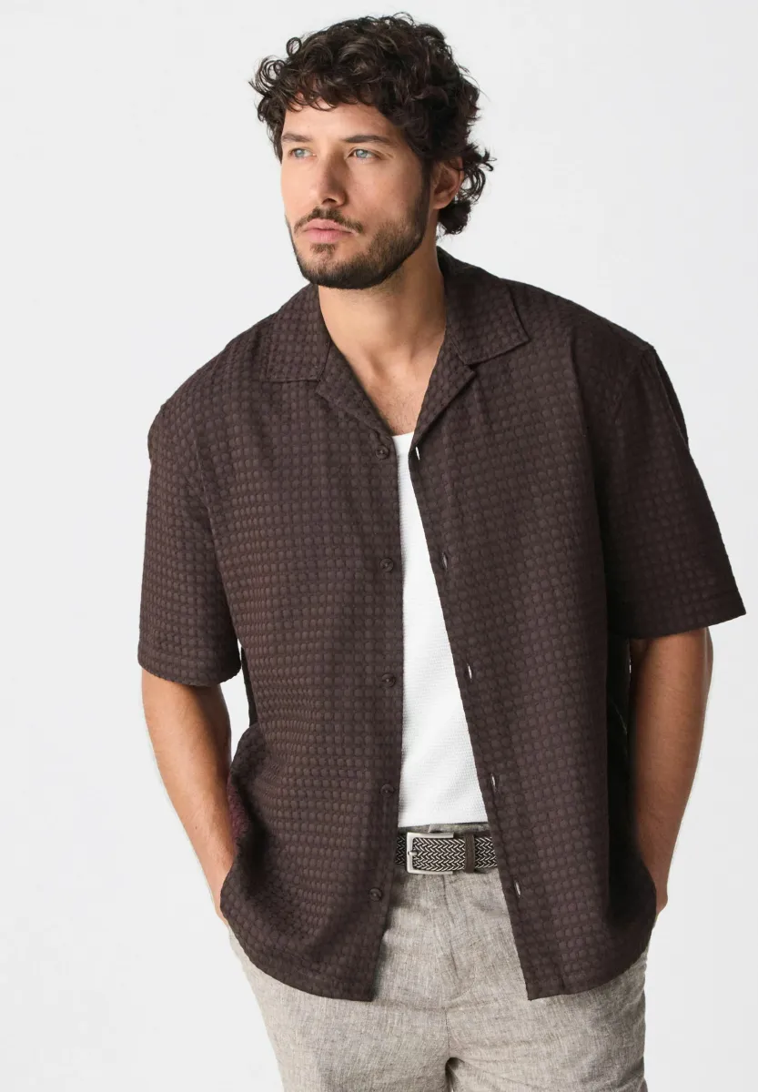 SHORT SLEEVE TEXTURED WAFFLE - Hemd - brown