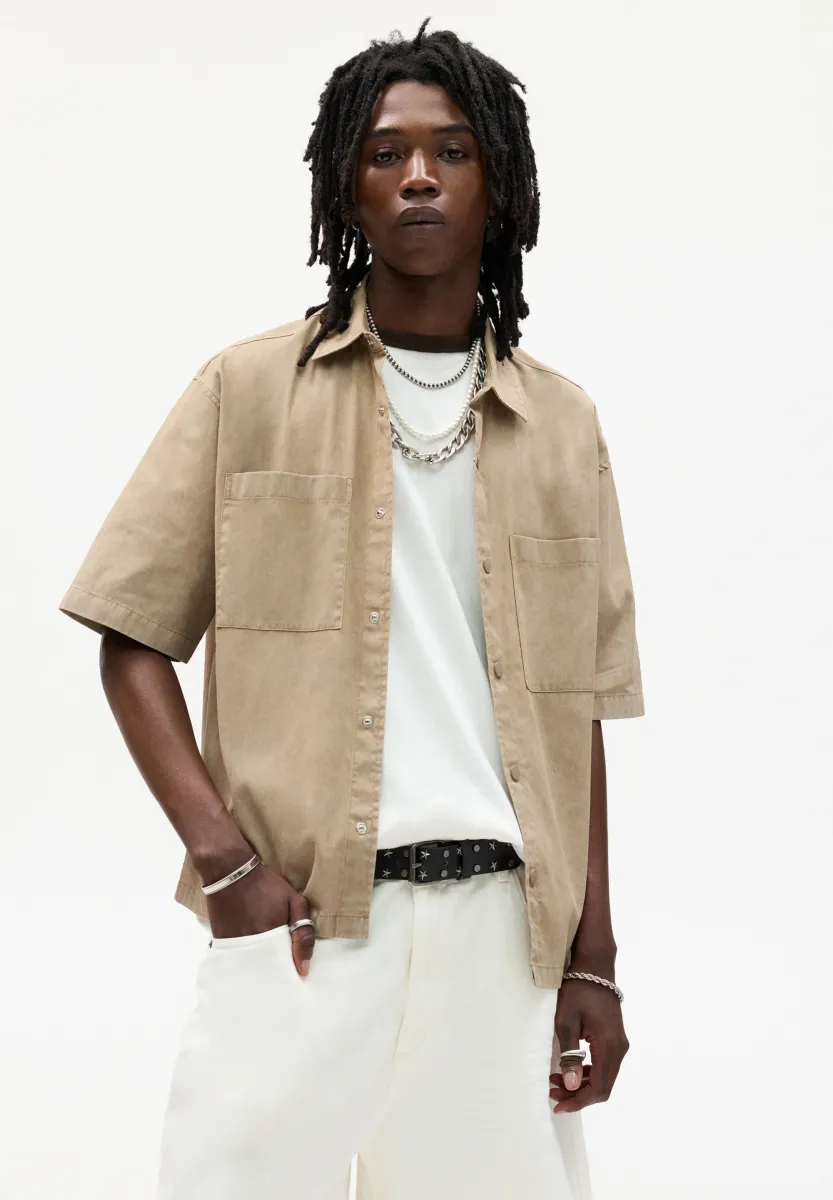 SHORT SLEEVE WITH WASHED FINISH - Hemd - brown