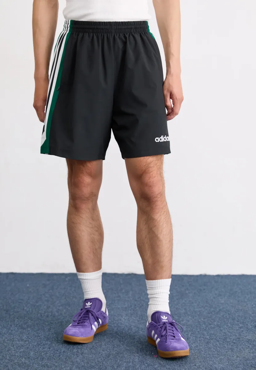 Shorts - black
