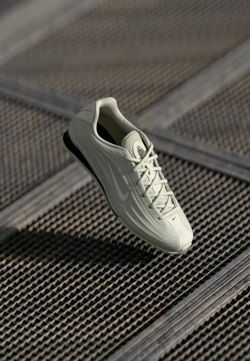 SHOX Z - Sneaker low - light bone/black/phantom