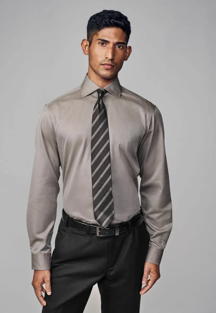SIGNATURE SINGLE CUFF TEXTURE WITH CUTAWAY COLLAR  - REGULAR FIT - Hemd - neutral brown