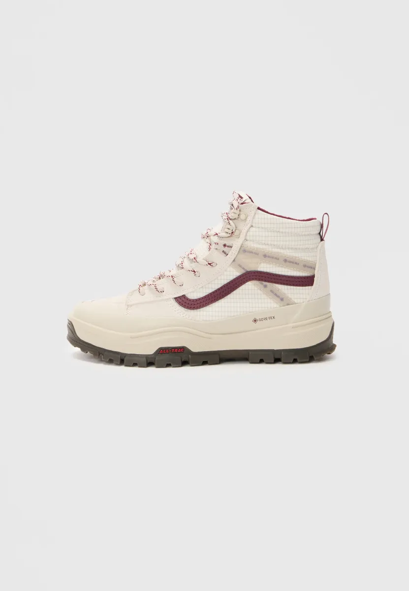 SK8 HI UNISEX  - Sneaker high - egret