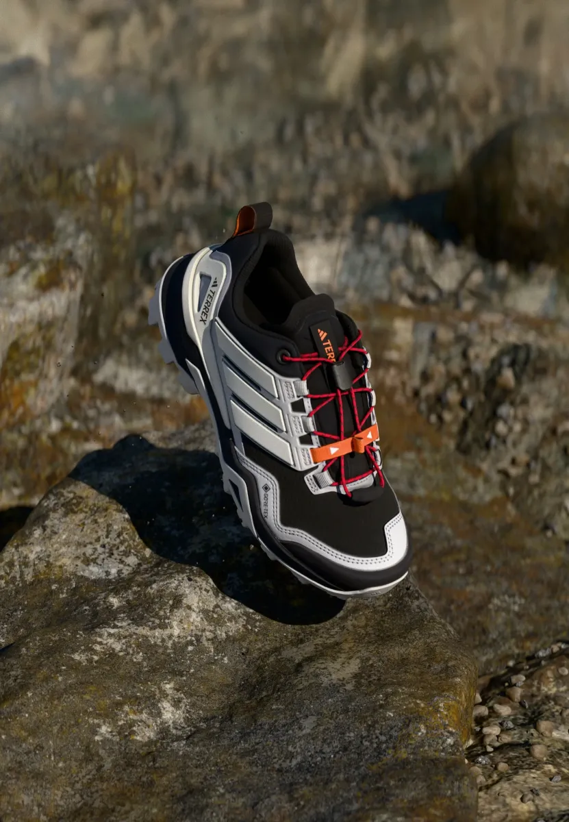 SKYCHASER GTX W - Hikingschuh - core black/off white/grey one