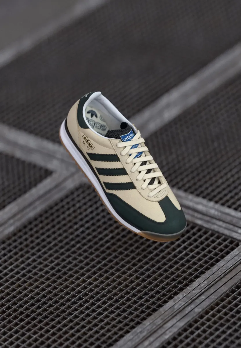 SL 72 RS UNISEX - Sneaker low - cream white/core black