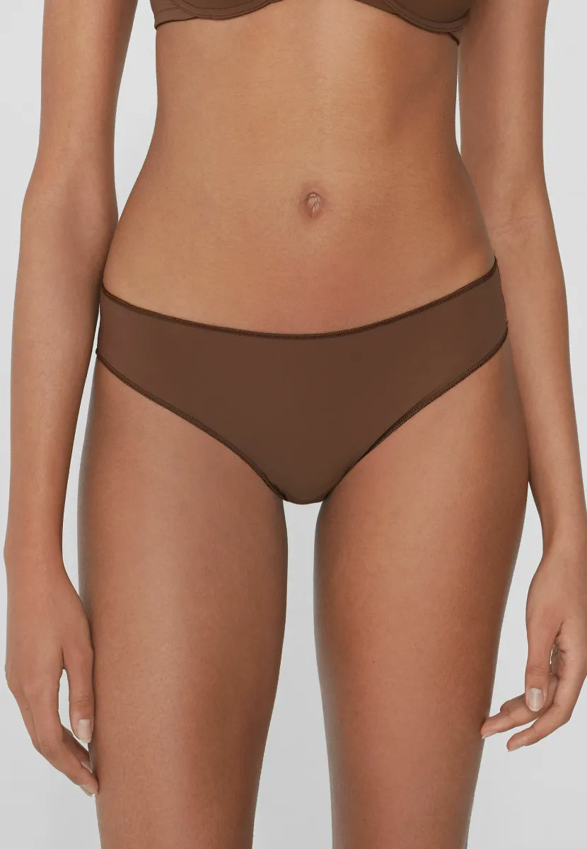 Slip - Brown