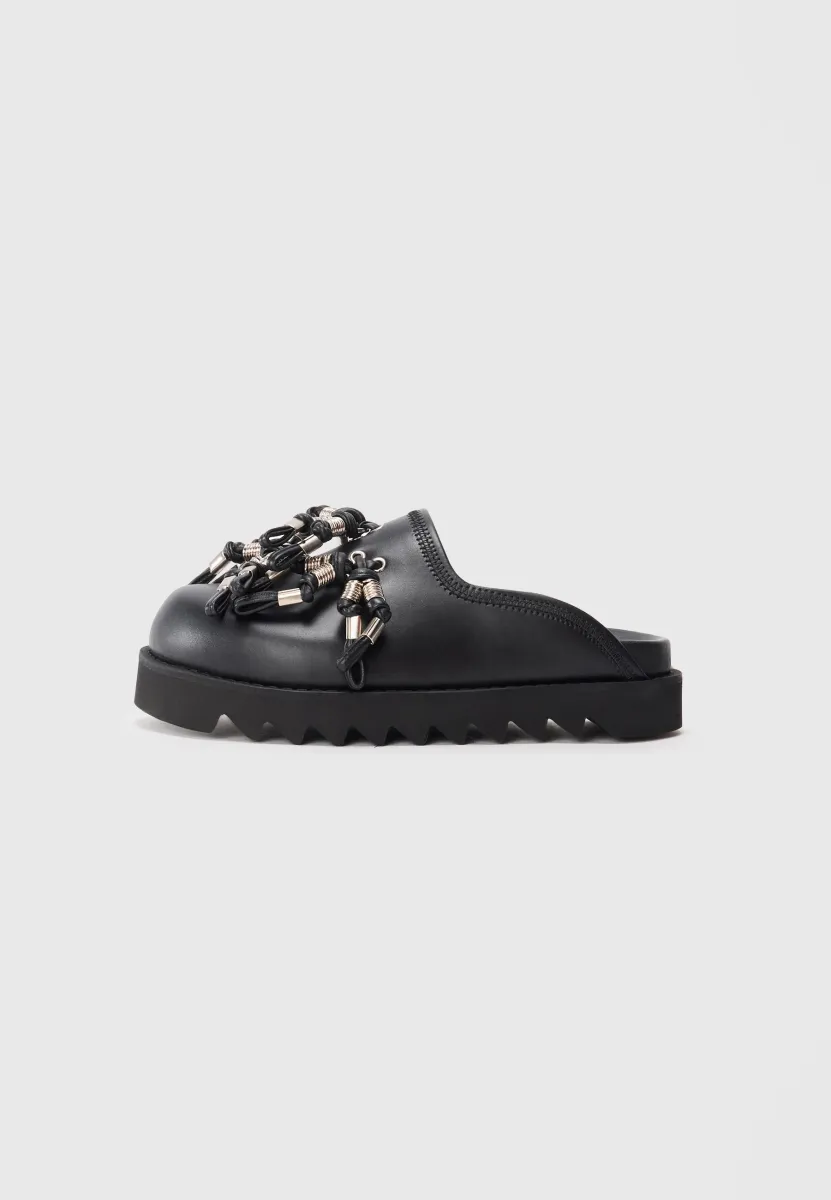 Slipper - black