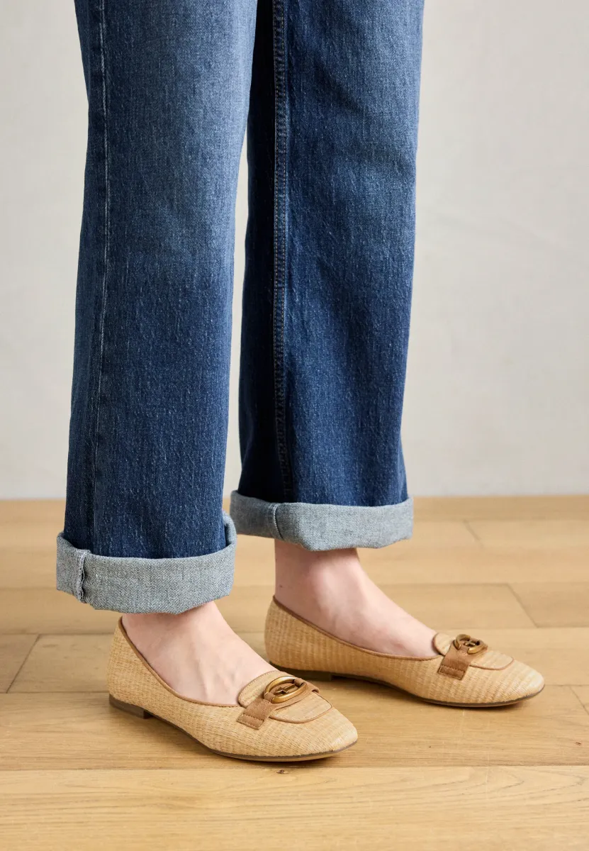 Slipper - nature
