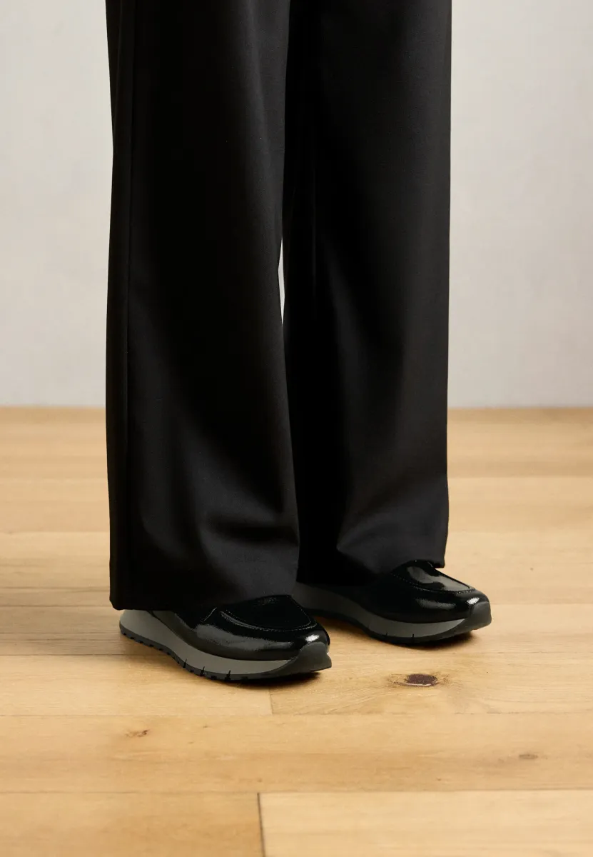 Slipper - schwarz