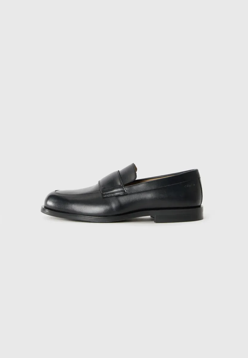 Slipper - triple black