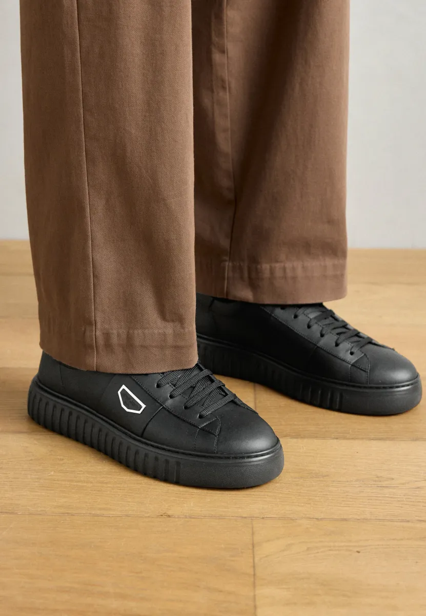 Sneaker low - black