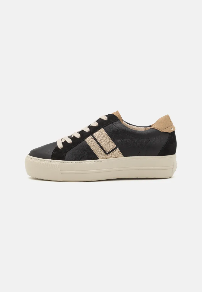 Sneaker low - black