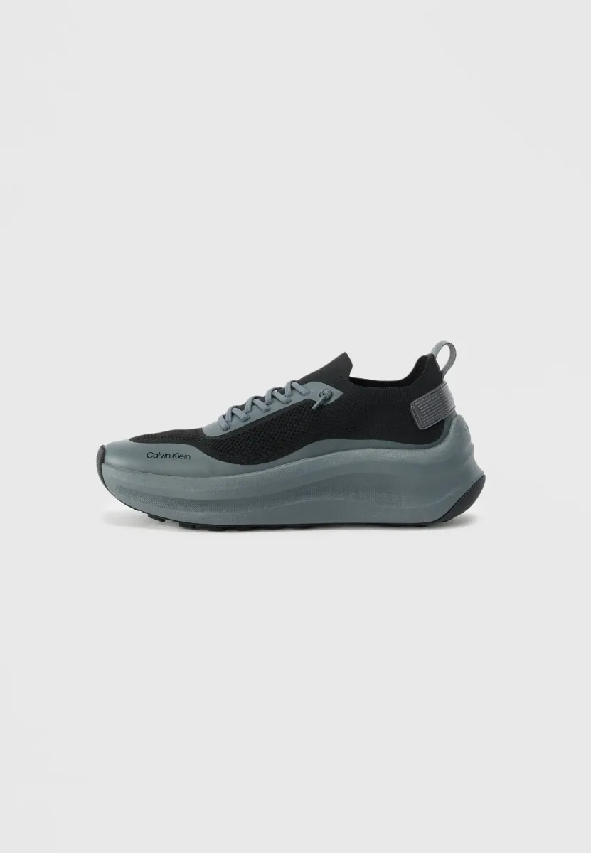 Sneaker low - black/coal