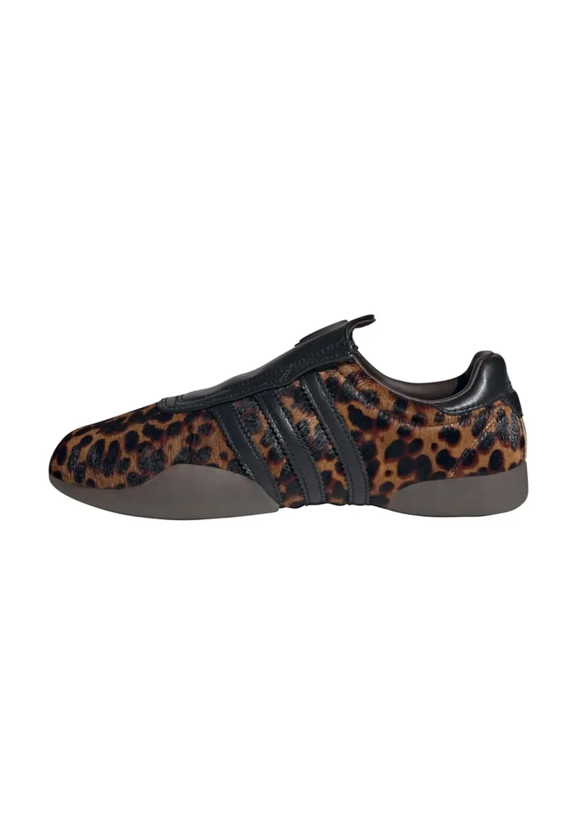 Sneaker low - brown   core black   gum