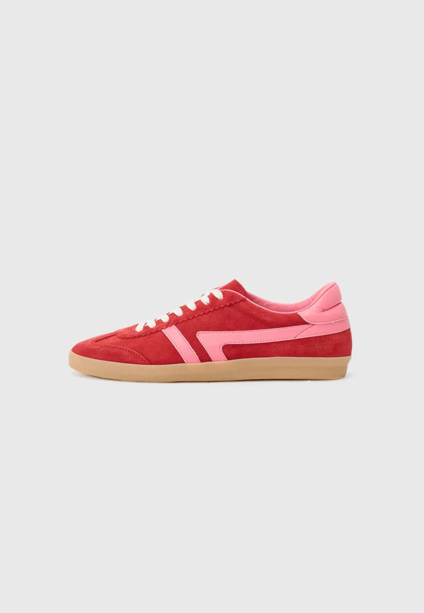 Sneaker low - cherry red