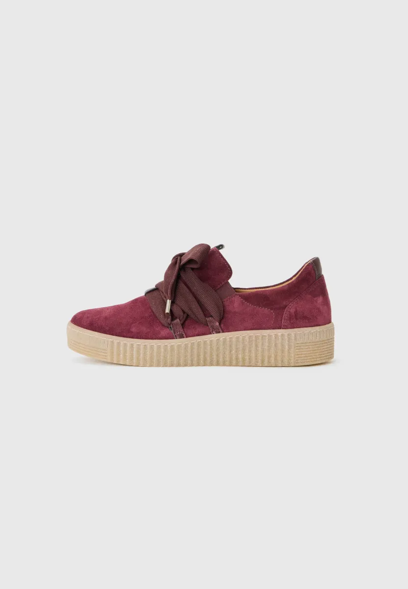 Sneaker low - mulberry