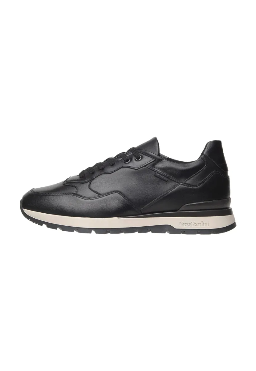 Sneaker low - nero