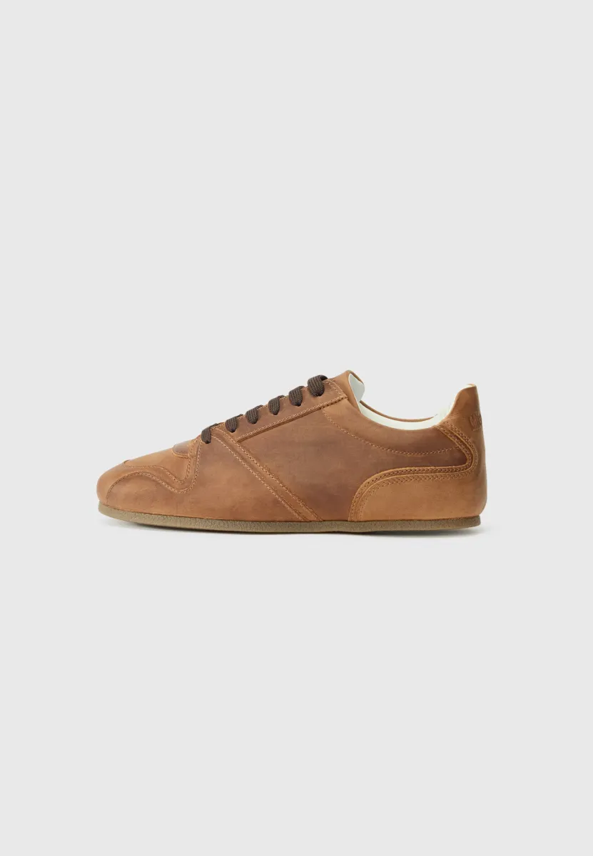 Sneaker low - noce