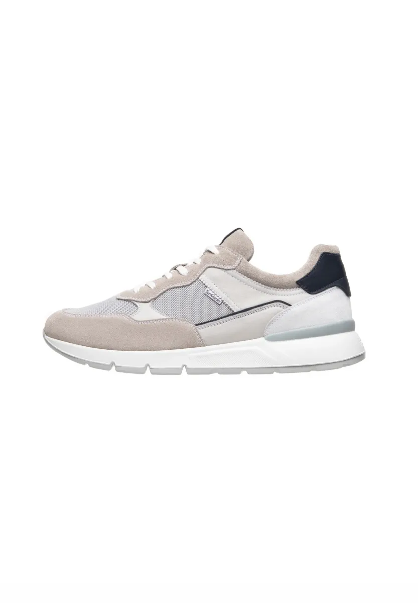 Sneaker low - nuvola