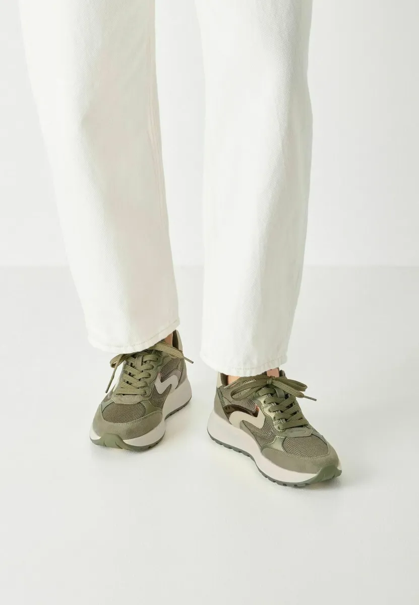 Sneaker low - olive