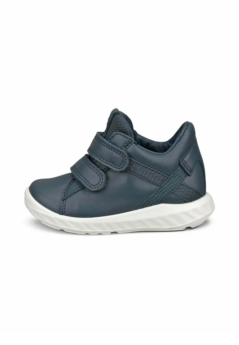 Sneaker low - pavement