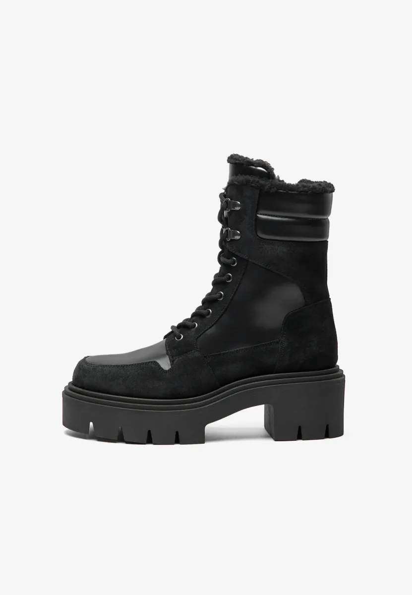 Snowboot/Winterstiefel - black