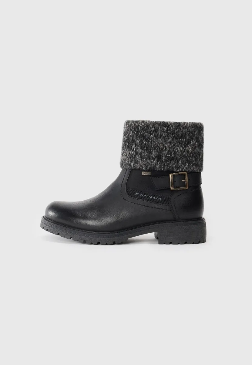 Snowboot/Winterstiefel - black